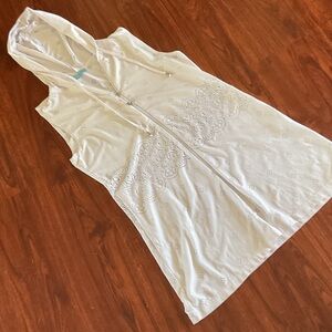 White Hooded Swim zippered Cover-Up with beautiful design size large